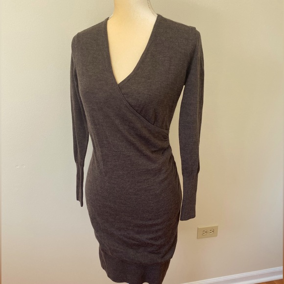 Ann Taylor Loft petite small bodycon chocolate sweater dress - Picture 1 of 5